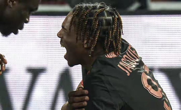 开云官网-利物浦豪赌青春遭重创,错失良将恐留后患|雅凯|后防|格伊|莱奥尼|维吉尔·范迪克_新浪体育_新浪新闻