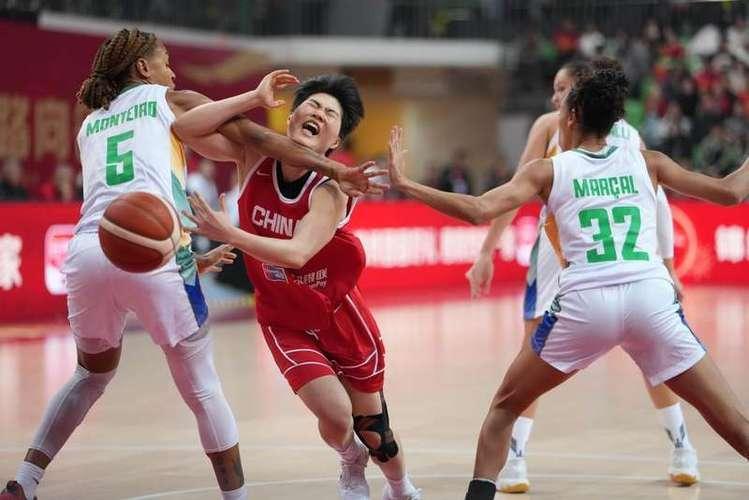 开云平台-一场10分险胜，中国女篮今夜击败捷克队！王思雨14分，韩旭12分